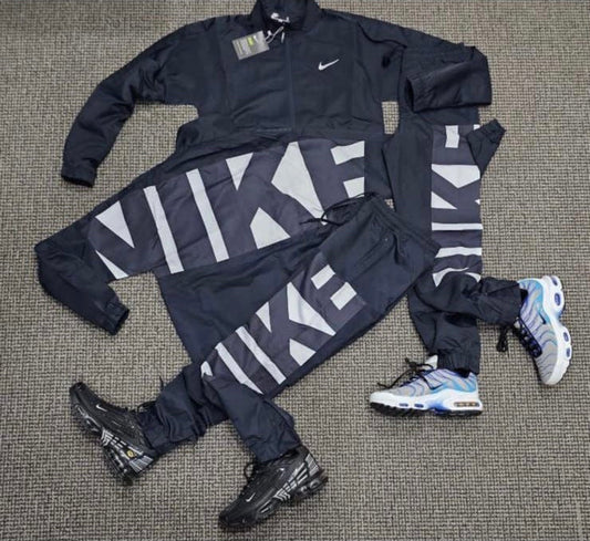 Chándal Nike “sin TN”